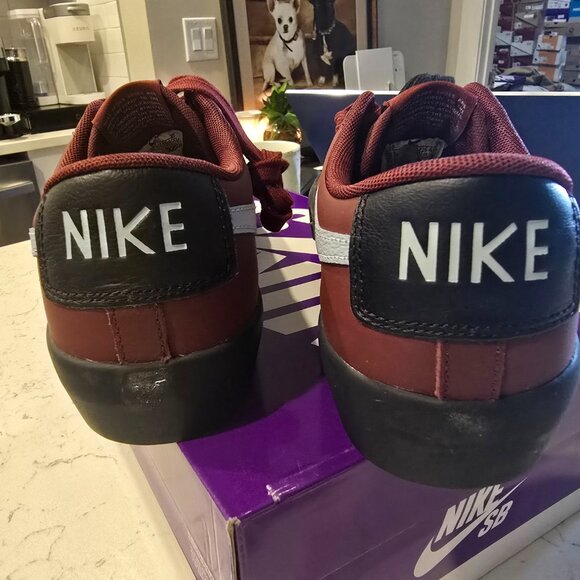 Brand New Nike SB Blazer Low GT Dark Team Red/Black/Light Armory Blue SZ 10 NEW - Picture 5 of 16